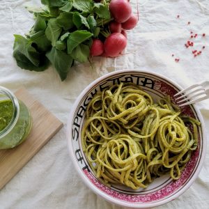 Pasta vegan Radieschengrün Salat Pesto