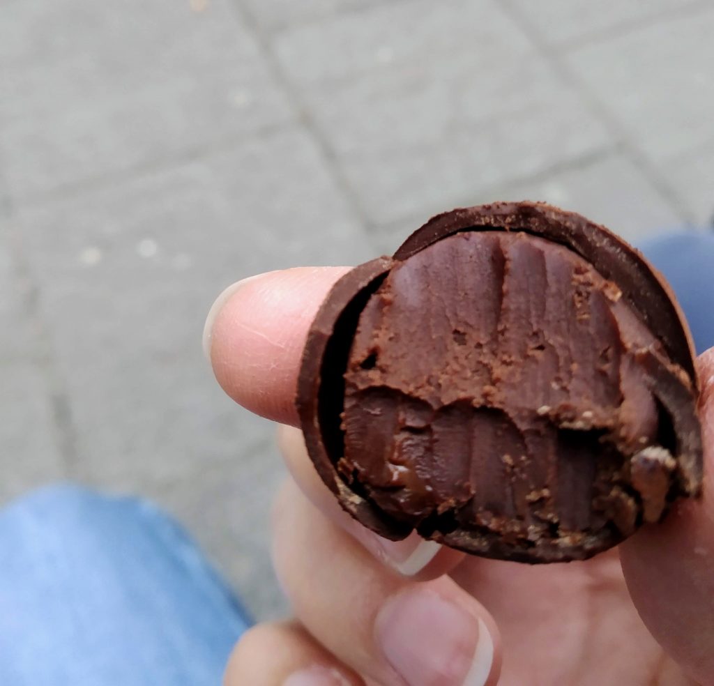 Praline Nougat vegan Xocolat Linz Geschäft